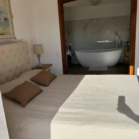 Villa Caprice *