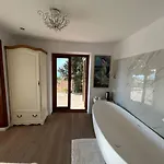 Caprice וילה יורט דה מאר